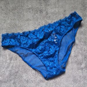 NWT Victoria's Secret XL Blue Lace Panty